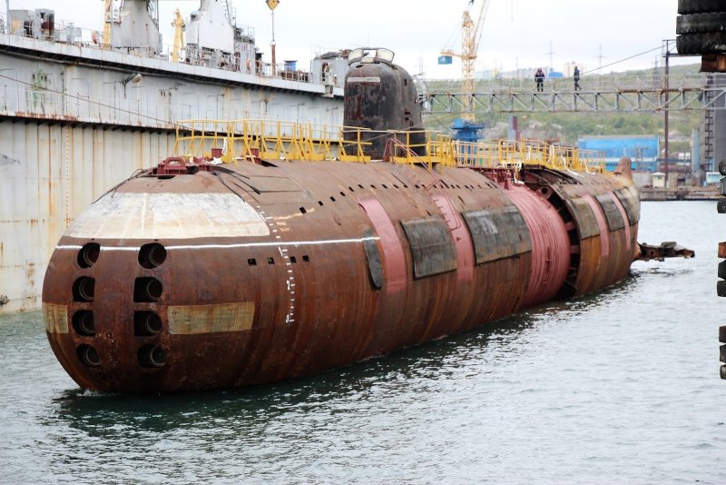 Атомная подводная лодка Ленинский комсомол