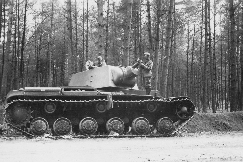 Танк кв-1 ВОВ