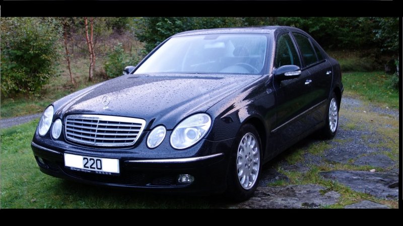 Mercedes Benz e220d AMG