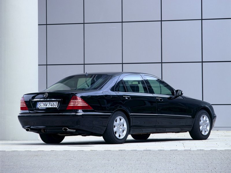 Mercedes-Benz w220