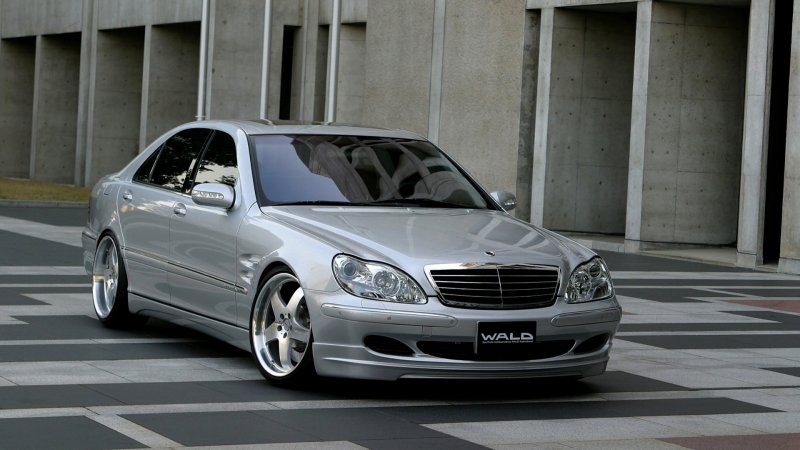 Mercedes Benz s 220