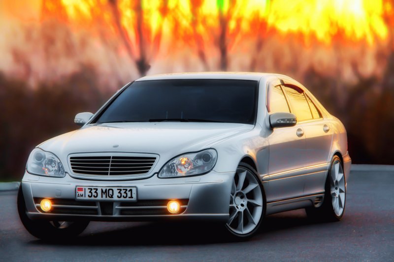Mercedes Benz s class w220