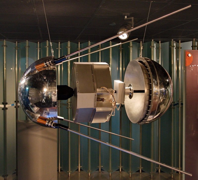 Метеор м 1 Спутник