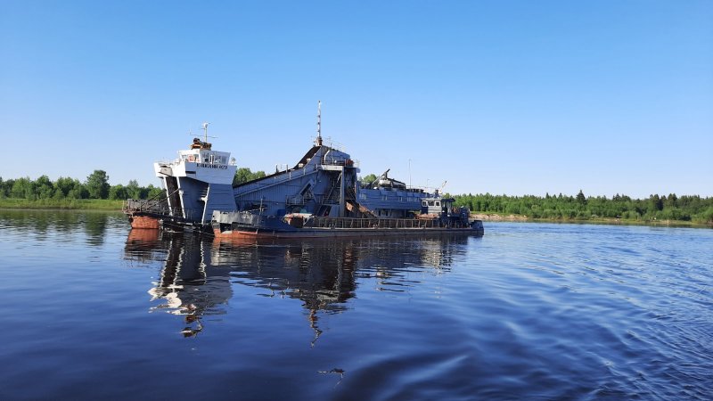 Рефулерный земснаряд