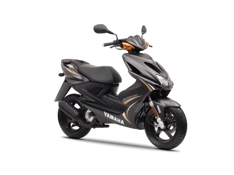 Скутер Yamaha Aerox 50