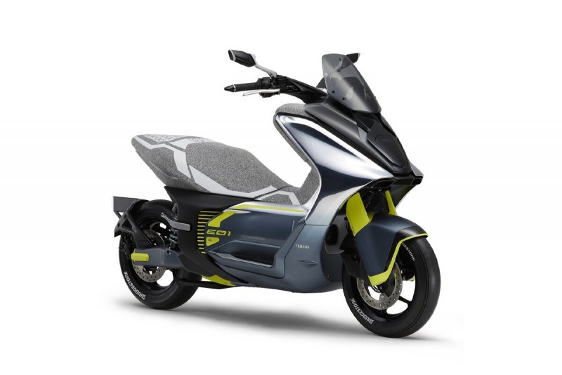 Электроскутер Yamaha
