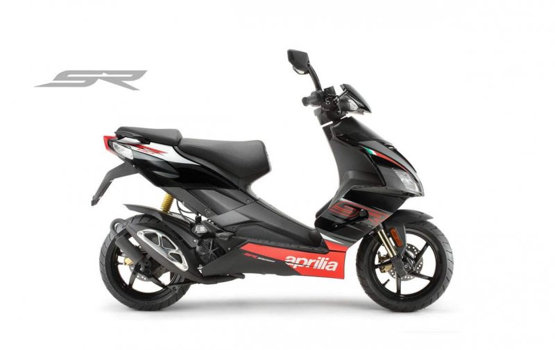 Скутер Aprilia SR 50 R Factory