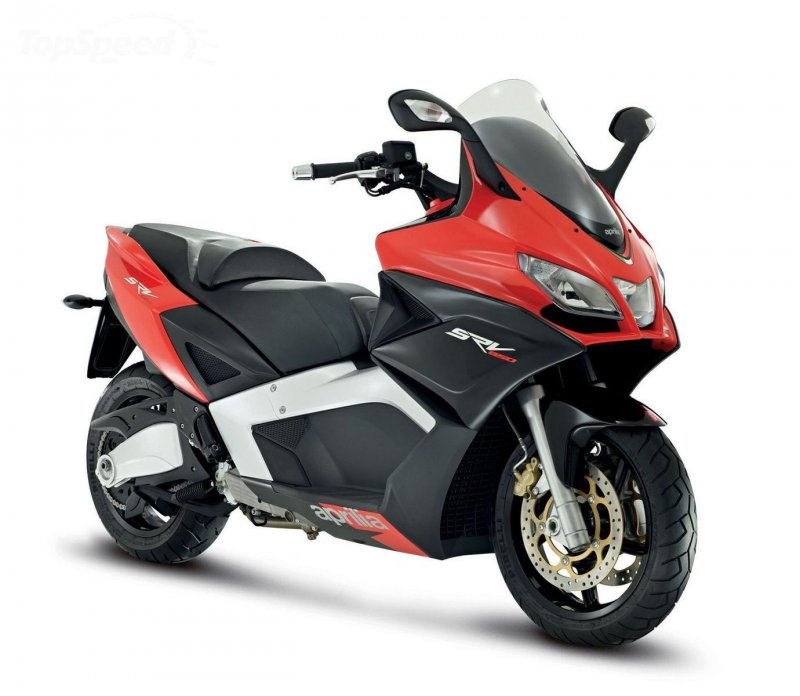 Aprilia 850 макси скутер