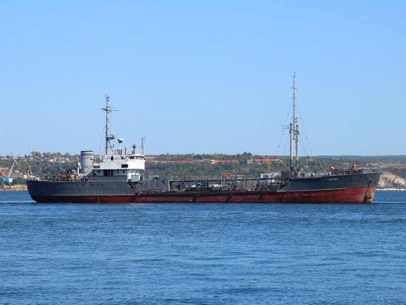 Танкер DWT 12368
