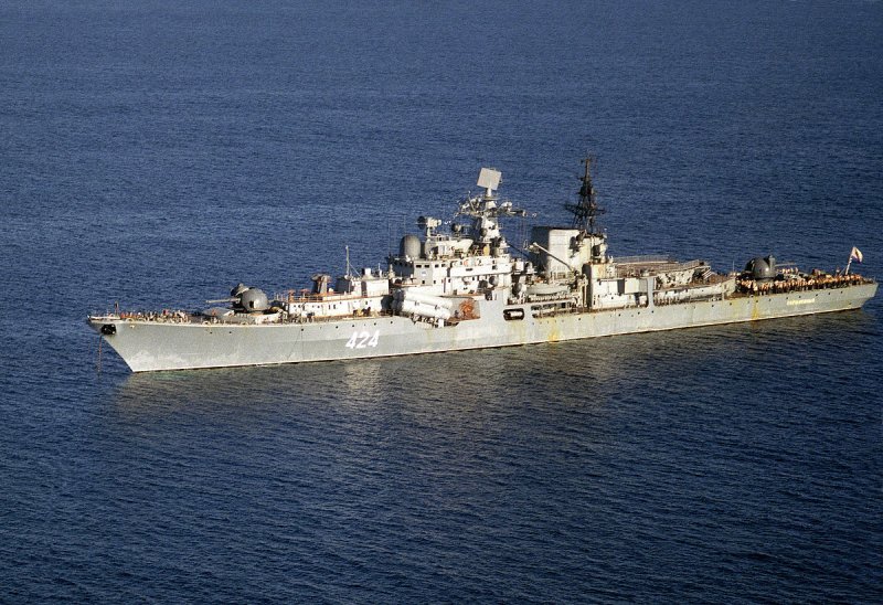 Окрылённый эсминец, 1986