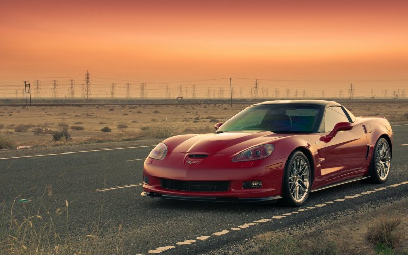 Шевроле Корвет zr1 красная
