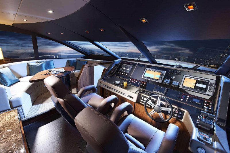 Sunseeker 28m Yacht