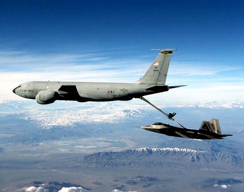Заправщик Боинг Kc-46