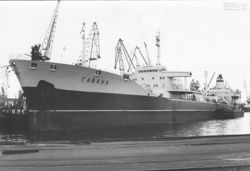 Танкер " Варна"