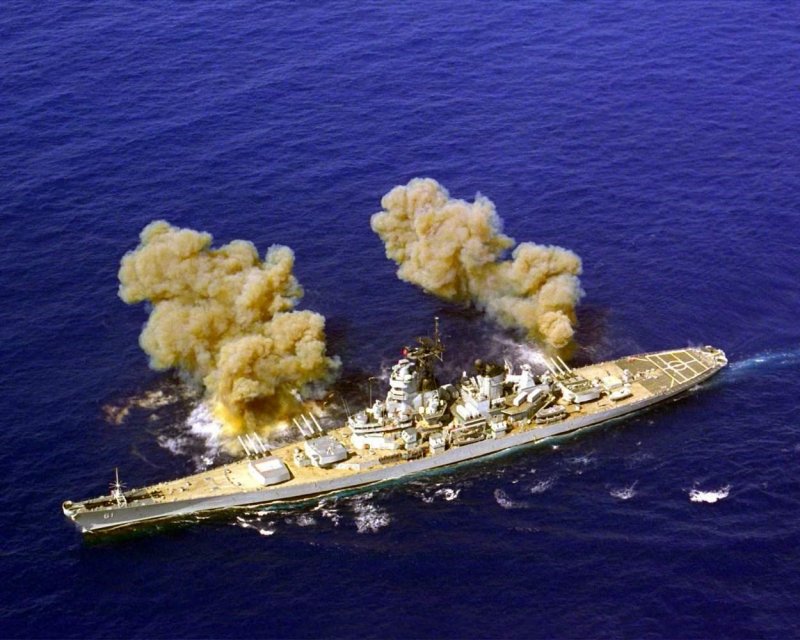 Корабль USS Iowa BB-61