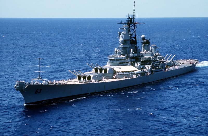Линкор USS Missouri