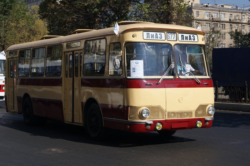 ЛИАЗ 677 1975