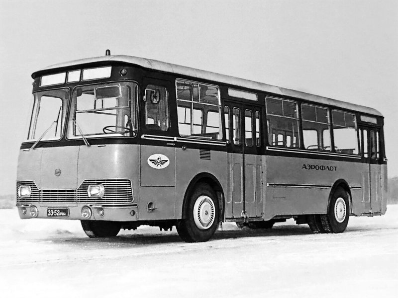 Автобус ЛИАЗ 677 СССР