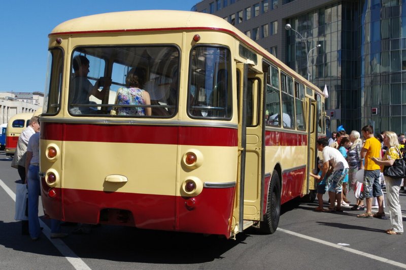 ЛИАЗ 677 новый