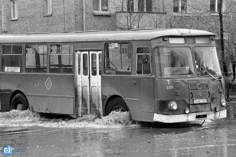 ЛИАЗ 677 автозавод