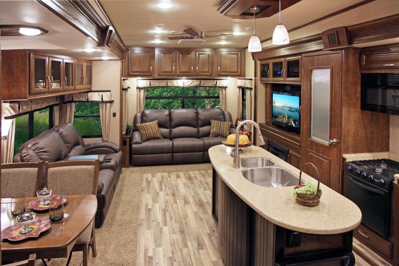 Автодом RV Camper