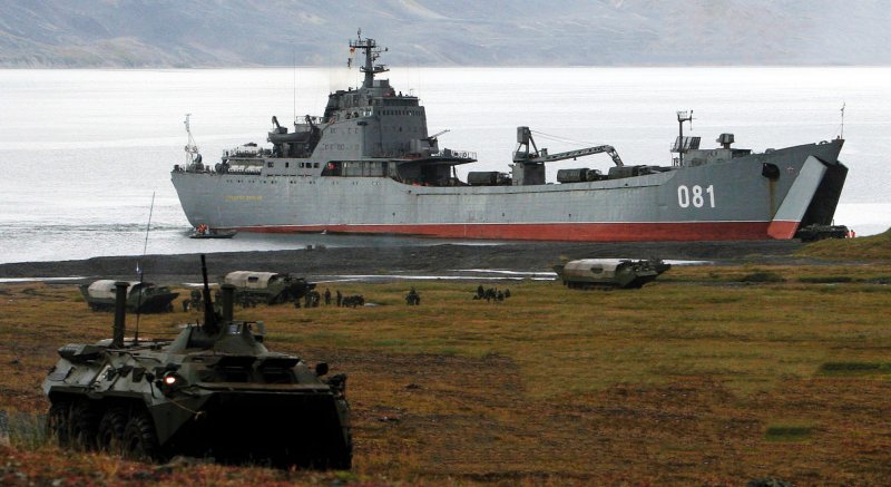 Корабль БДК Николай Вилков