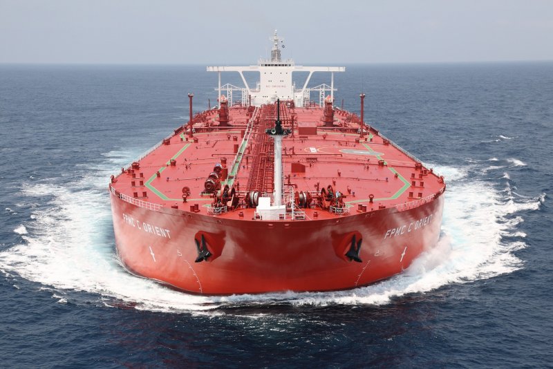 Супертанкер VLCC