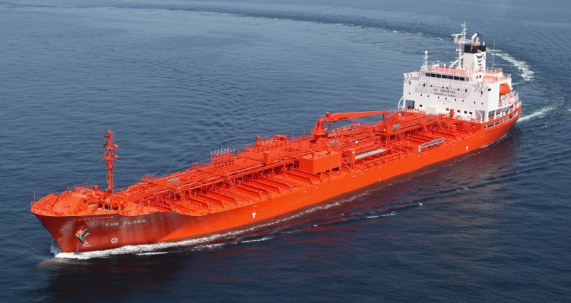 Oil Chemical Tanker (man b&w 6s35 MC-mk7 4440kw, MH Flag)