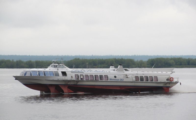 Катер Восход Метеор ракета
