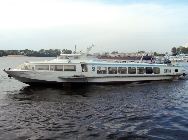 Восход 51 судно