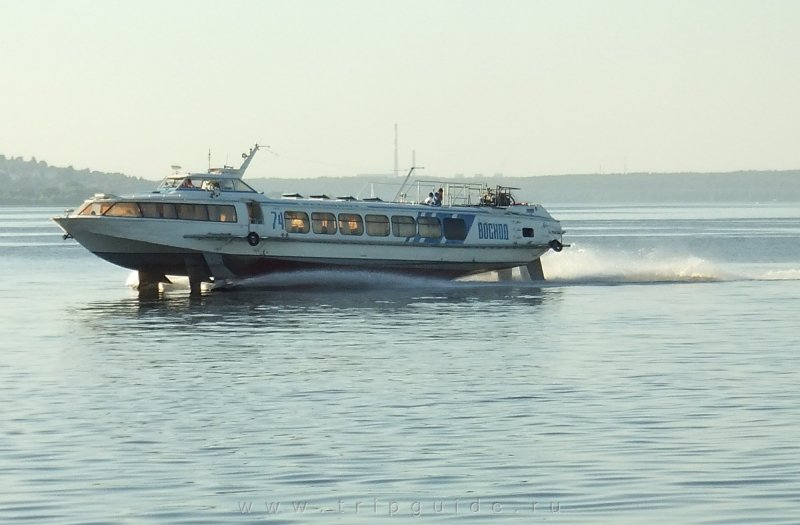 Ракета корабль на подводных крыльях