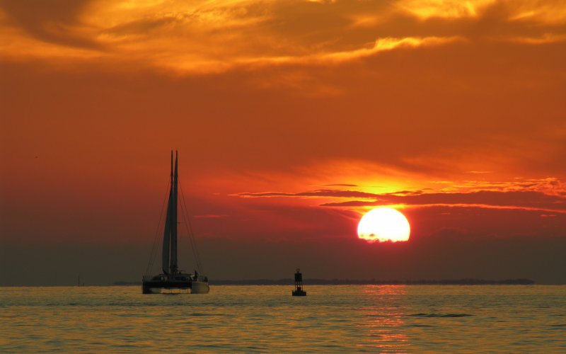 Закат солнца на море
