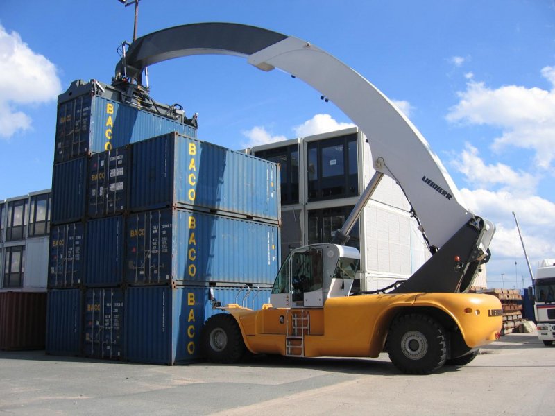 Reach Stacker Liebherr