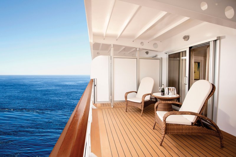 Круизный лайнер Seven Seas Explorer