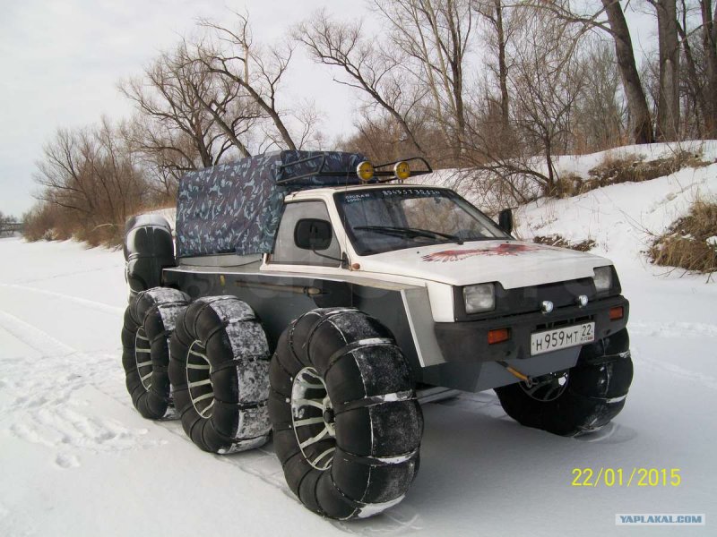 Ока болотоход