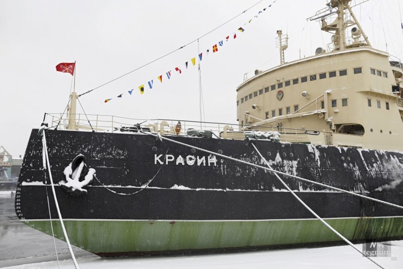 Ледокол Красин новый