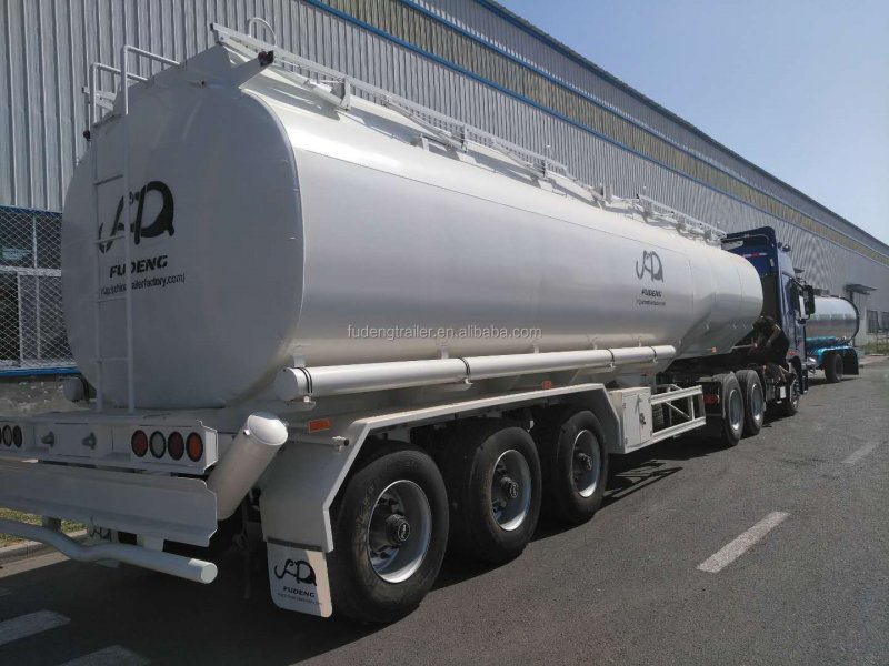 Fuel Tanker Truck mocгp