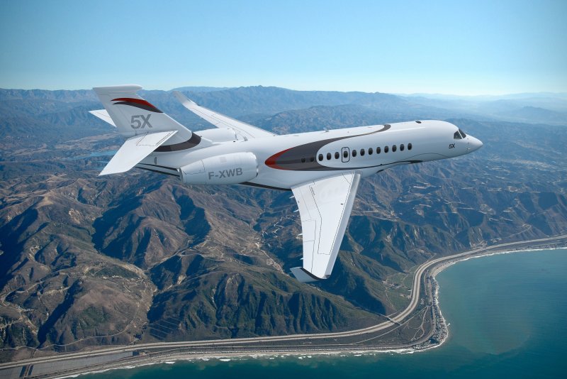 Dassault Falcon 5x