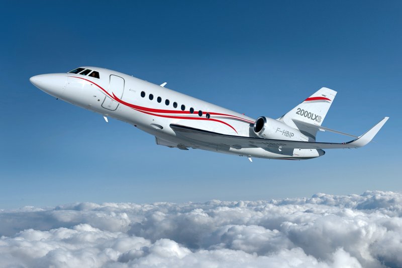 Бизнес-Джет Falcon 2000