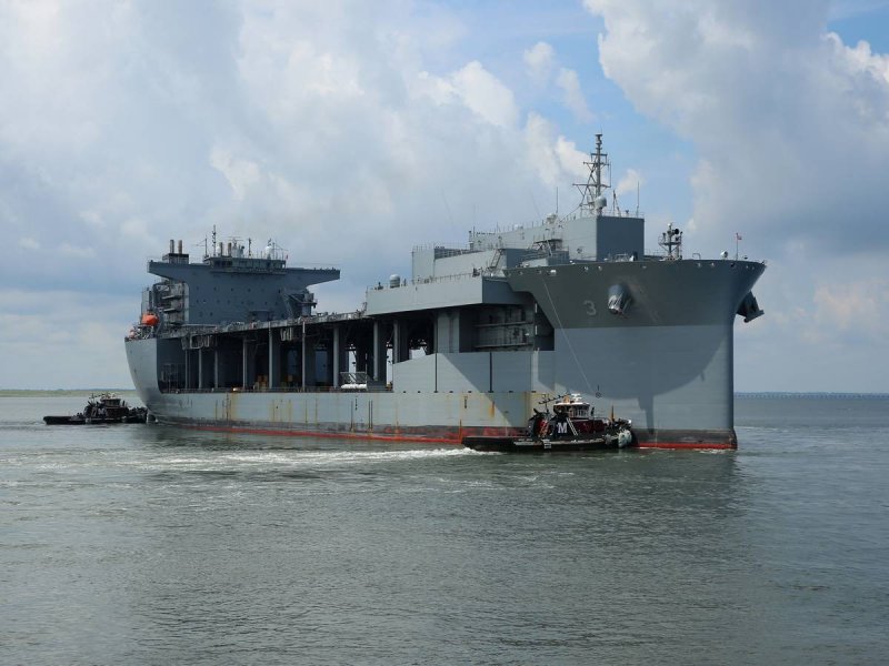 Экспедиционная морская база USS Lewis b Puller ESB 3