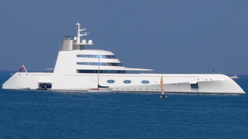 Судно Ramform Titan