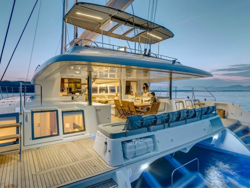 Lagoon 620 катамаран