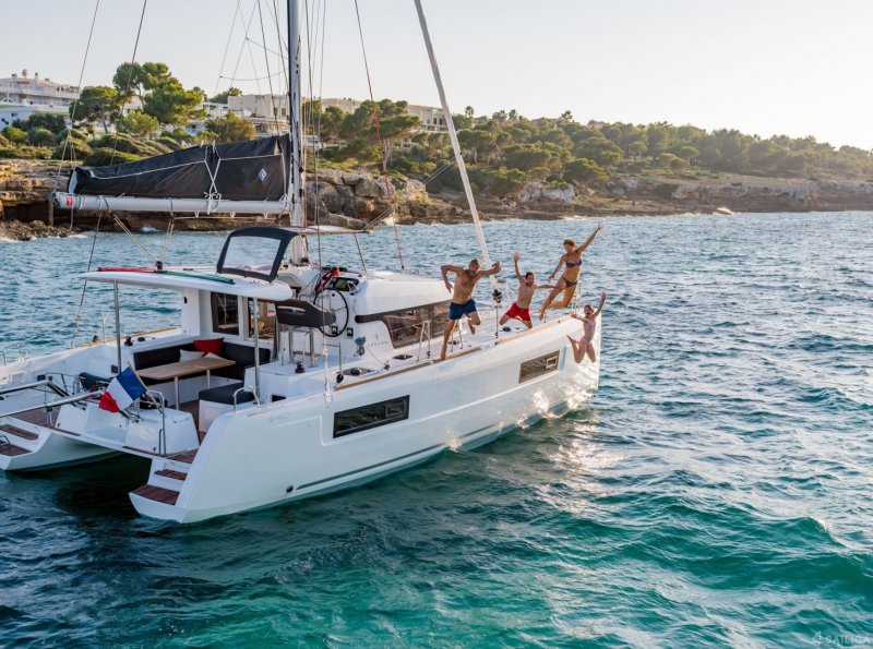 Катамаран Lagoon 40