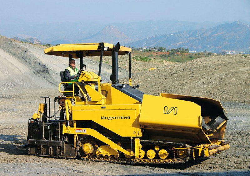 Асфальтоукладчик Cat ap655d