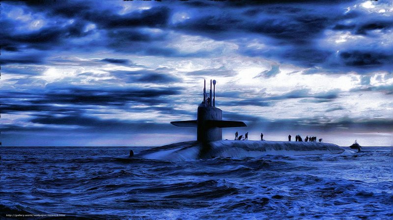 Подводные лодки в море