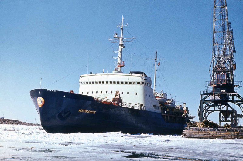 Ледокол 21900м2 Мурманск