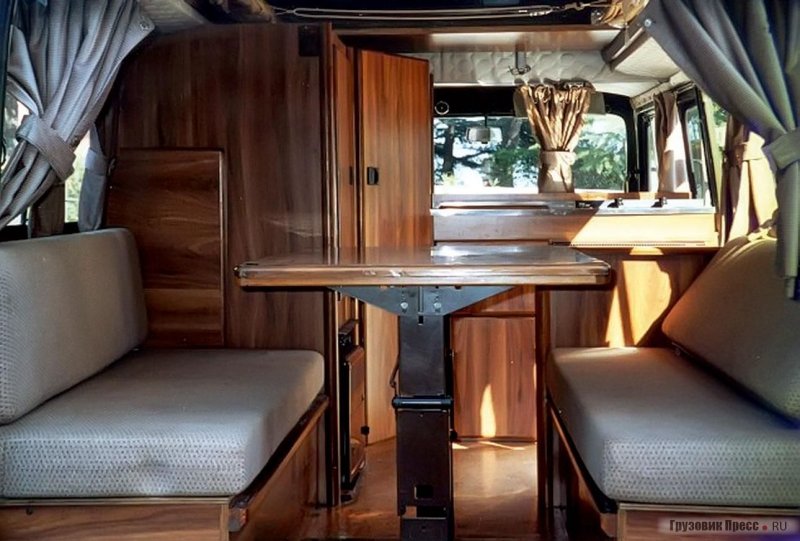 УАЗ 452 Camper