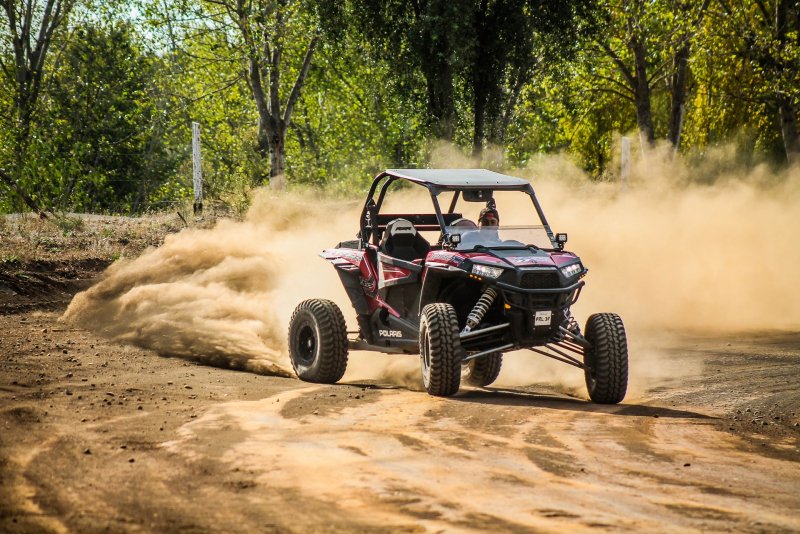 Багги Polaris RZR