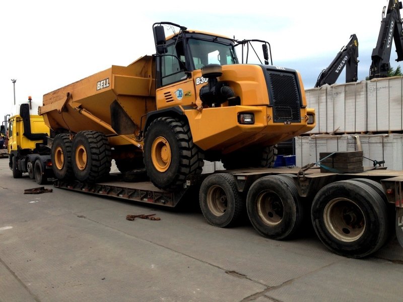 Volvo a40e на трале