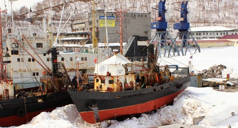 Сейнер МРС-225.